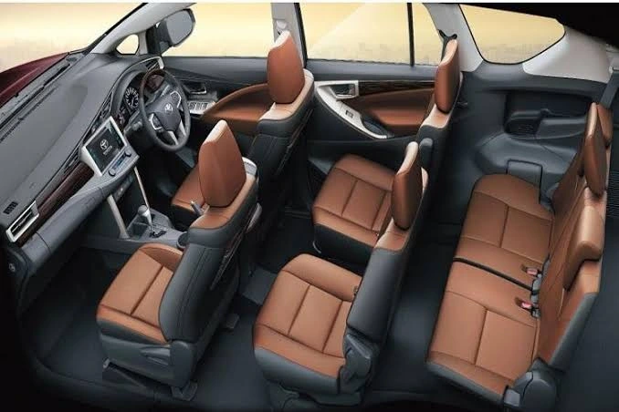 Innova Premium Cab